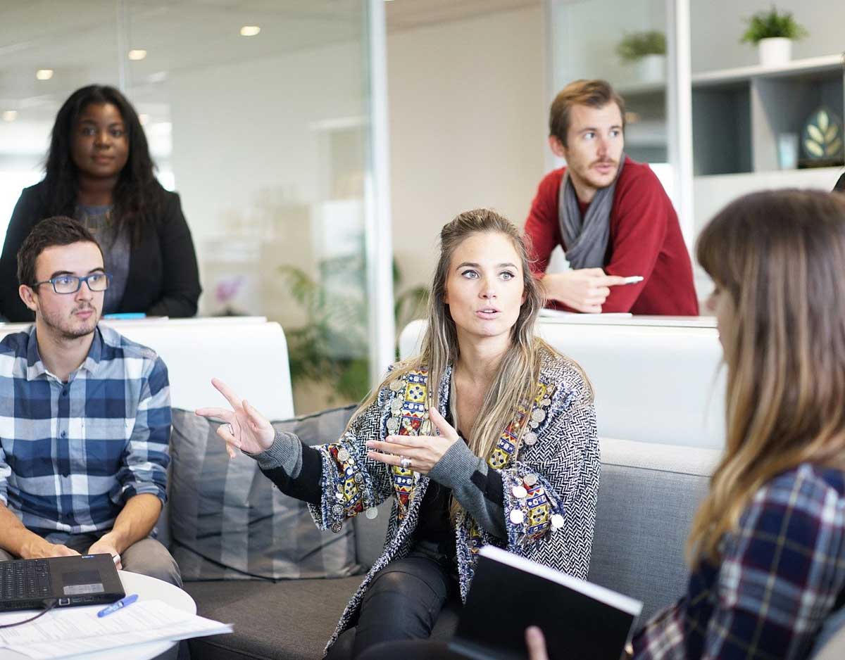 Team talking - Women in crypto - blockchain discussion - meetup